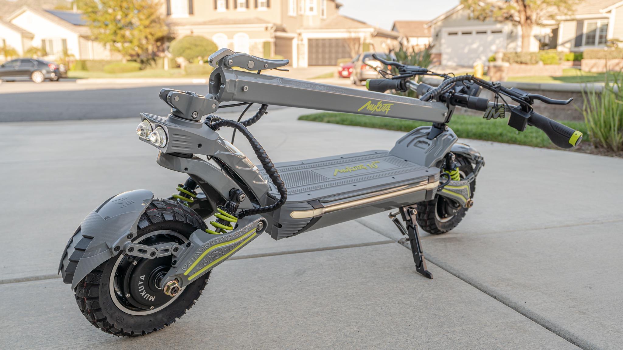 MUKUTA 10 PLUS ELECTRIC SCOOTER
